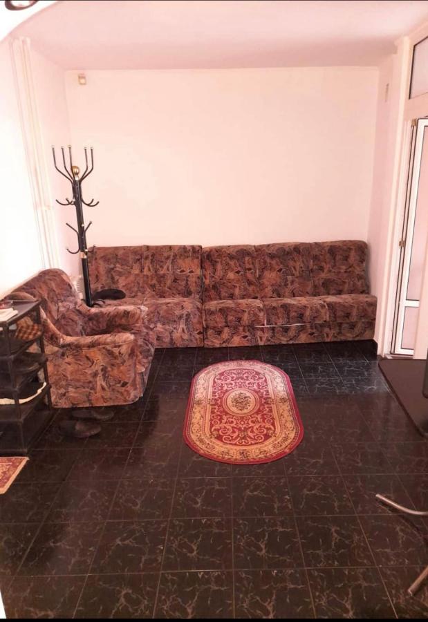 Ploiesti Ultracentral !!! Exteriör bild